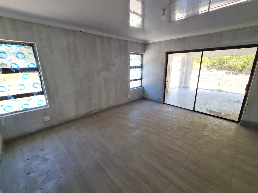 3 Bedroom Property for Sale in Paradise Beach Eastern Cape